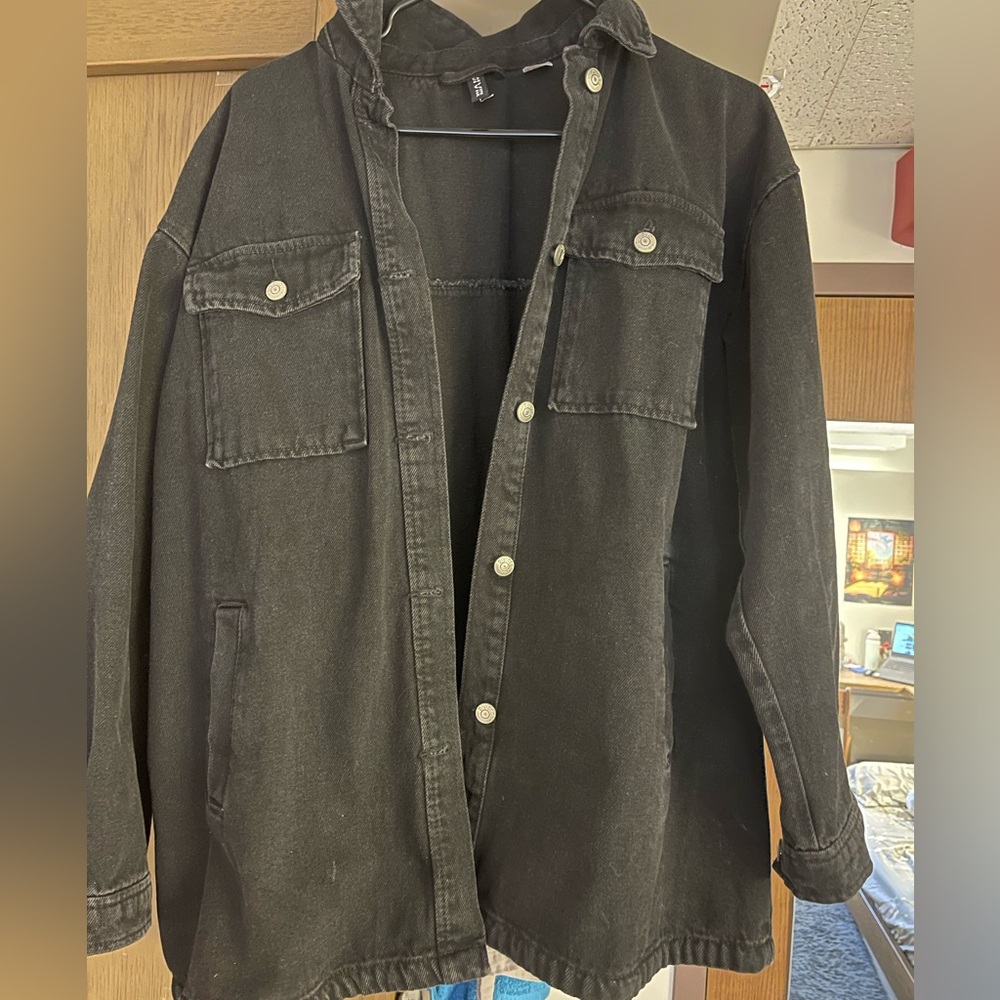 H&M DIVIDED oversized dark wash denim jacket size S